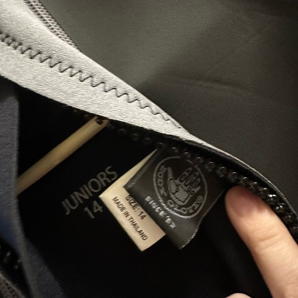 NWT Bodyglove wet suit - Picture 4 of 4